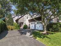 PERFECT TRADITIONAL EAST HAMPTON VILLAGE RENTAL