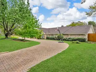 Luxury Home in Northwood Hills Estates