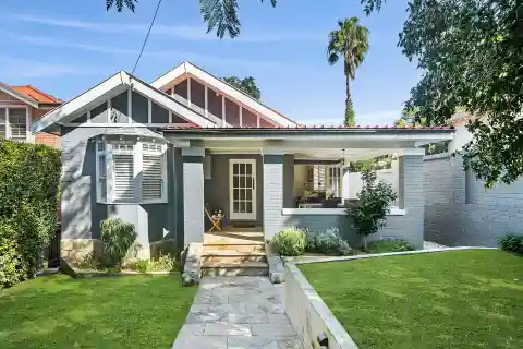1905 California Bungalow