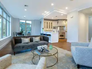 Luxury Living at the Residence at the Ritz Carlton