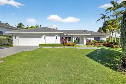 Exceptional Home in Seagate