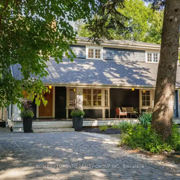 ABSOLUTELY STUNNING CENTURY-HOME ON A SPRAWLING LOT