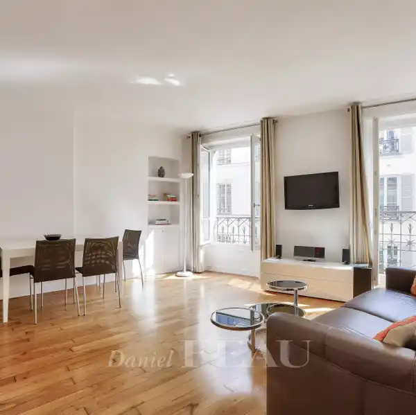 HISTORIC ELEGANCE MEETS MODERN FUNCTIONALITY