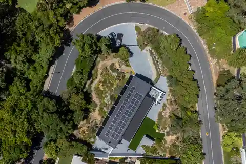 Breathtaking Views in a Serene Forested Setting