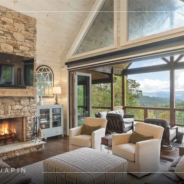 THE ULTIMATE MOUNTAIN EXPERIENCE