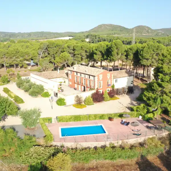 WINE COUNTRY ESCAPE WITH HISTORIC CHARM