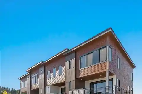 Exceptional Living in the Carlin