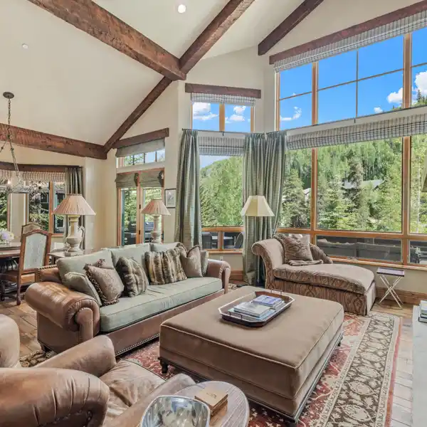 HIGH-END CUSTOM DUPLEX IN THE GORE CREEK COMPLEX