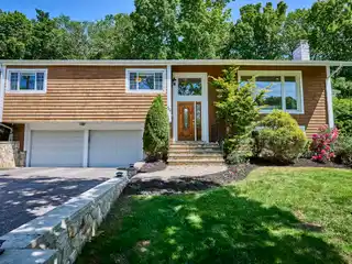 Open and Elegant Raised Ranch