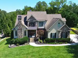 Beautifully Updated Home in Covered Bridge