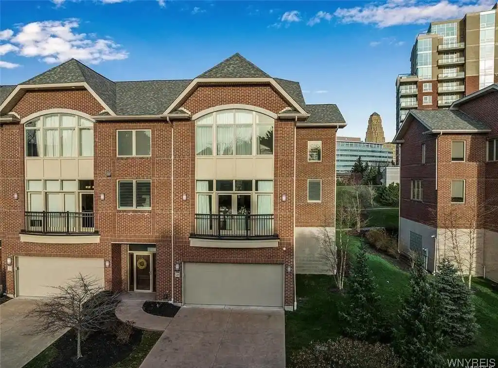 Impeccably Maintained Three-level Townhouse