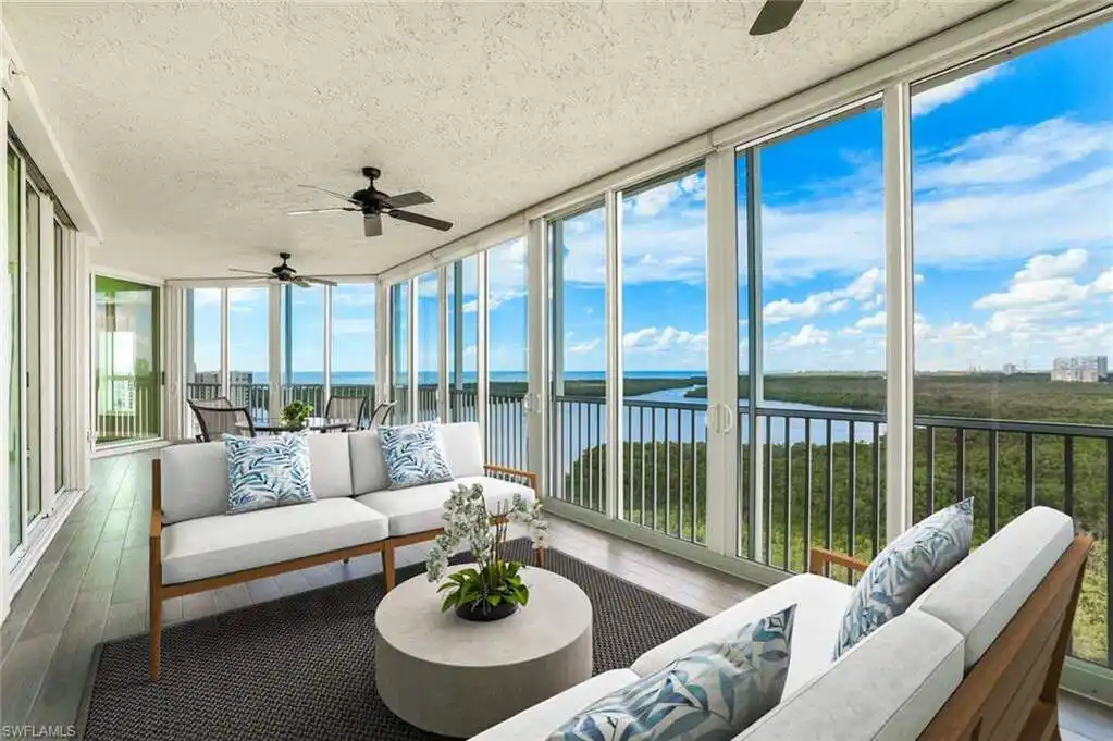 Renovated Coastal Residence with No Detail Overlooked