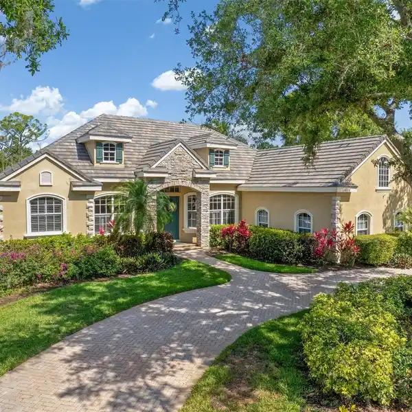 UPGRADED HOME IN THE ESTATES OF SILVER OAK