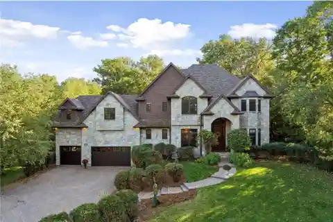 Perfect Harmony of Elegance, Innovation, and Nature