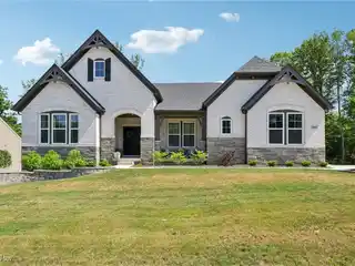 Modern Elegance on Nearly One-Acre Lot