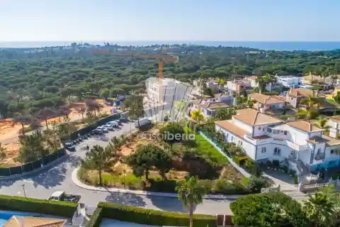 Large Property Close to the Beach