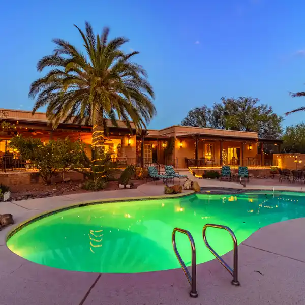 CLASSIC MASONRY TUCSON RANCH IN A PEACEFUL SETTING