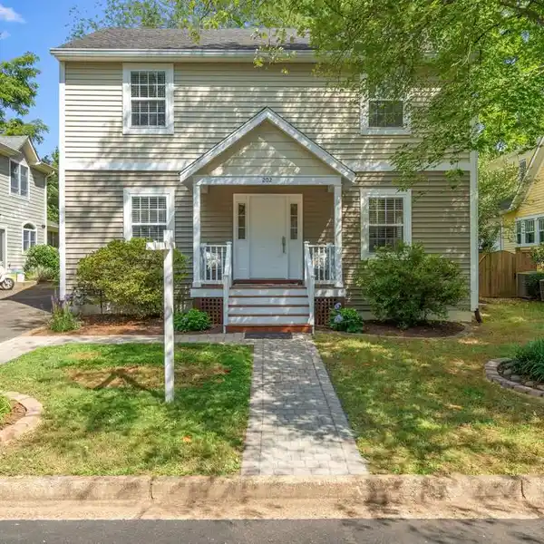 SPACIOUS FAMILY HOME ON TREE-LINED STREET