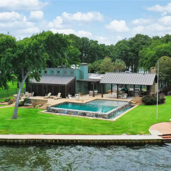 SPECTACULAR RESORT HOME ON TWO PENINSULA LOTS