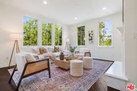 Beautifully Updated Corner Condo with Privacy