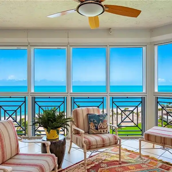 ELEGANT RESIDENCE IN THE BRITTANY