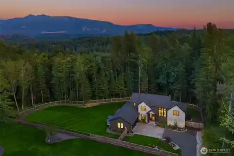 Beautiful Retreat on 1.25 Acres