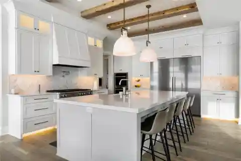 The Epitome of Lakeside Luxury