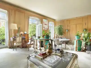 Sunny Mansion Apartment with Historic Charm