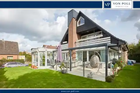 Attractive and Versatile Residence