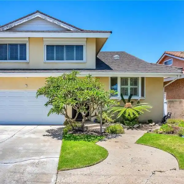 VERSATILE HOME WITH ADU POTENTIAL