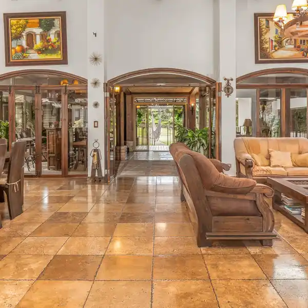 GRAND HACIENDA HOME AT MONTERáN 