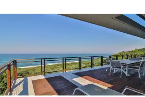 Modern Masterpiece in Zimbali Estate