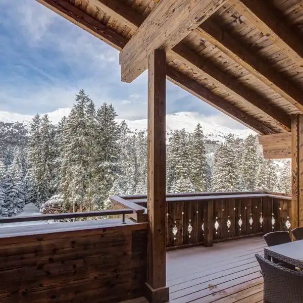 EXCLUSIVE CHALETS AT THE PRIVÀ ALPINE LODGE LENZERHEIDE