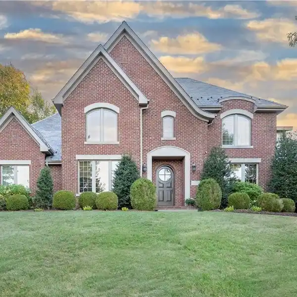 EXCEPTIONAL HOME IN DEERFIELD MANOR