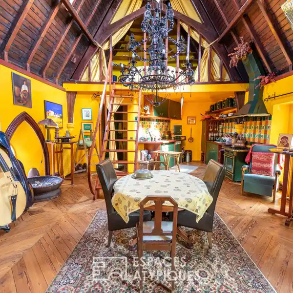 STUNNING FORMER TEMPLE HOME