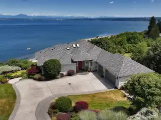 Rare Find with Sweeping Panoramic Vistas