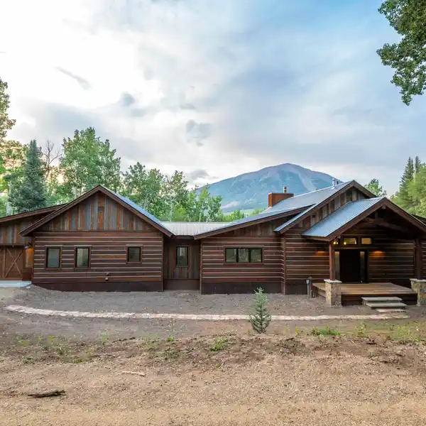 ONE-OF-A-KIND MOUNTAIN SANCTUARY ON 36 ACRES