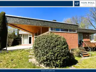 Unique Architect's Villa in a Sought-after Location