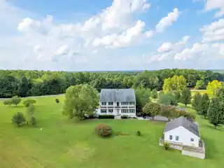Peaceful Farm Living on 20 Acres