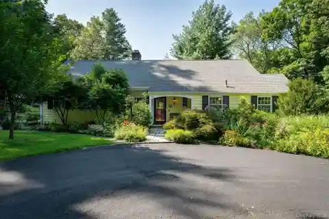 Lovely Cape Cod Style Home
