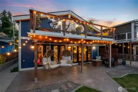 Fully-Remodeled Low-Bank Waterfront Home