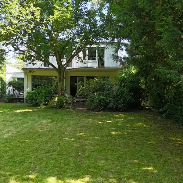 SPACIOUS FAMILY HOME