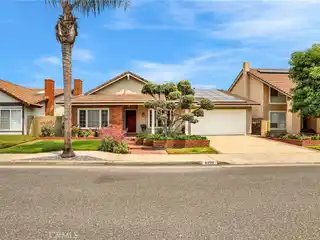 Absolutely Gorgeous Four-Bedroom Cypress Home