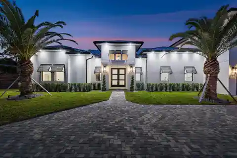 Thoughtfully Designed Brand New Stunner