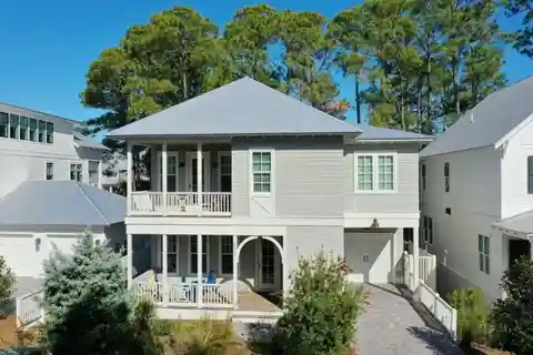 Breathtaking Coastal Retreat