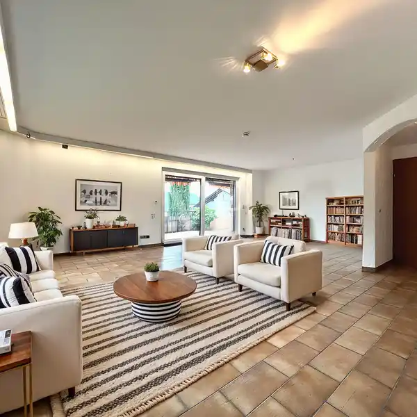 SPACIOUS HILLSIDE PROPERTY