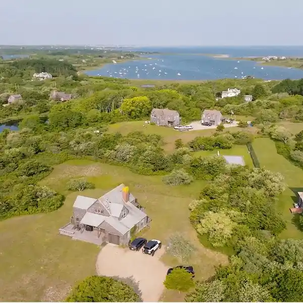 CHARMING HOME ON 3.5 ACRES
