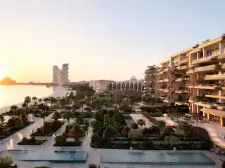 A Harmonious Blend of Luxury and Nature on Palm Jumeirah