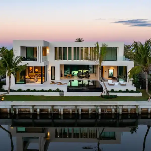 UNIQUE CUSTOM MASTERPIECE
