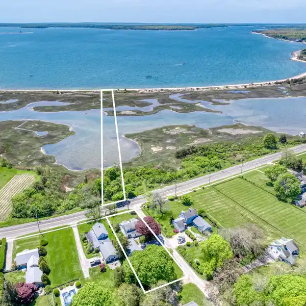 UNIQUE ORIENT PROPERTY - TWO LOTS